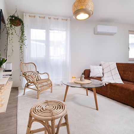 Stylish One-Bedroom Apartment Plovdiv Luaran gambar